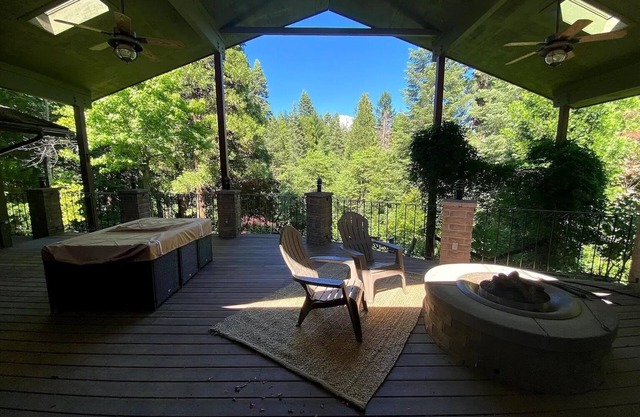 Serene escape w/ bubbling sounds of Wagon Creek & majestic views of Mt. Shasta.
