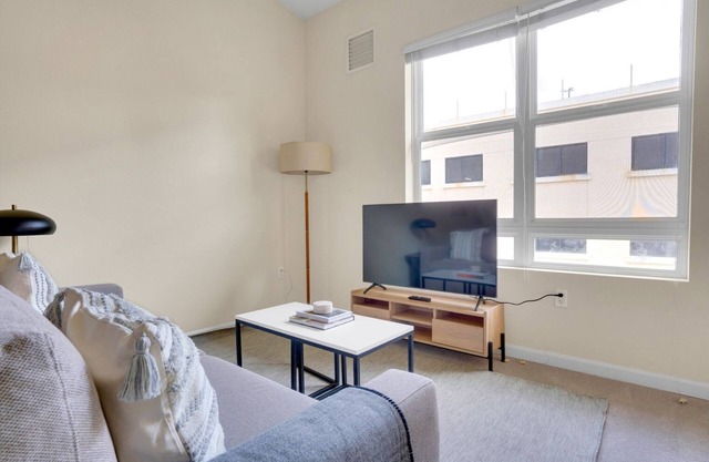 Serene San Bruno 1BR w/ Pool, Gym & W/D, near highways, by Blueground