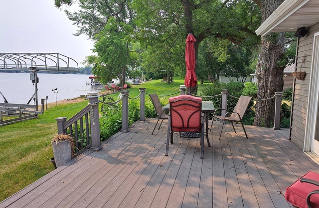 Serenity Shores on Lake Sallie