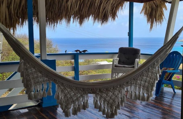 Seru Papaya cabin, Westpunt