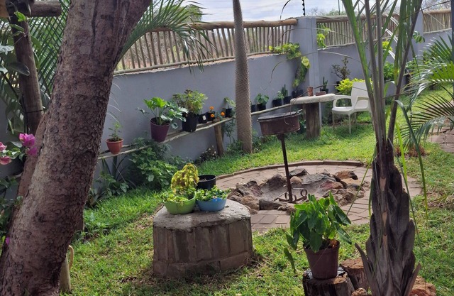 Shalakwe Hills-Inn Guesthouse