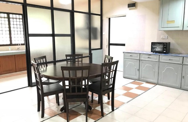 Shangrila House @ 香格里拉民宿