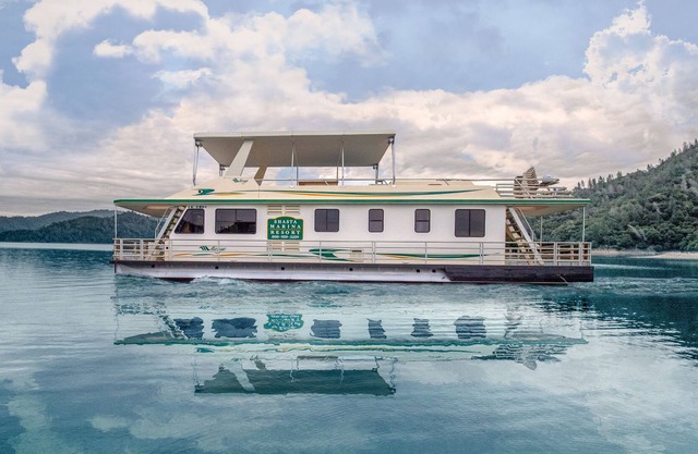 Shasta Marina Mirage I Casa flotante.