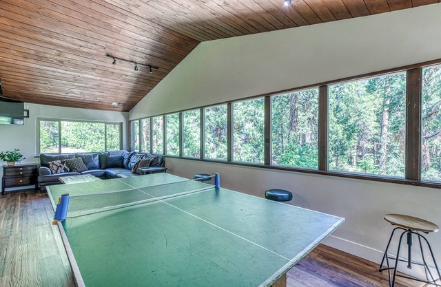 Shaver Lake Home with BBQ, Game Room - 4 Bed: 2.5 Bath