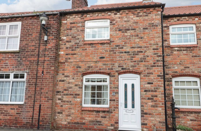 SHELL SEEKER COTTAGE, country holiday cottage in Sewerby