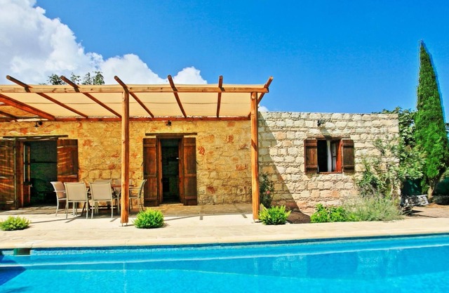 Simeon Estate in Drouseia