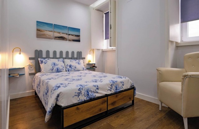 Simplify in this peaceful, centrally located space. One-bedroom apartment,...