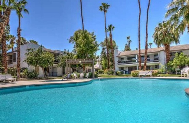 Alojamiento de cinco estrellas ⭐️⭐️⭐️⭐️⭐️ a precios de dos estrellas!