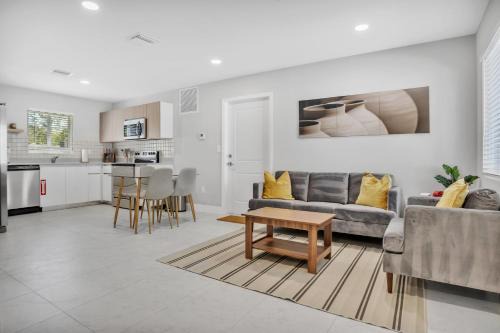 Sistrunk Shades Villas #2 New Downtown Fort Lauderdale Townhomes