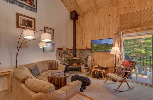 Sky Vista: 3 dormitorios, 2 BA Townhouse en Carnelian Bay, para 6 personas