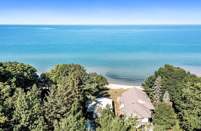 Skylight Cottage | 3 Bed, 2 Bath