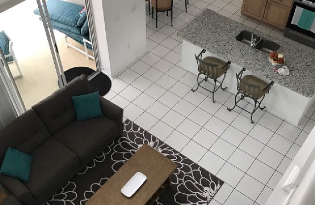 SL001 Enorme 5 dormitorios, 3. 5 baños piscina privada en casa con spa