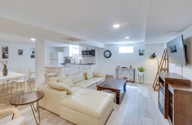 Sleek & Central Centennial Apartment w/ Fireplace!