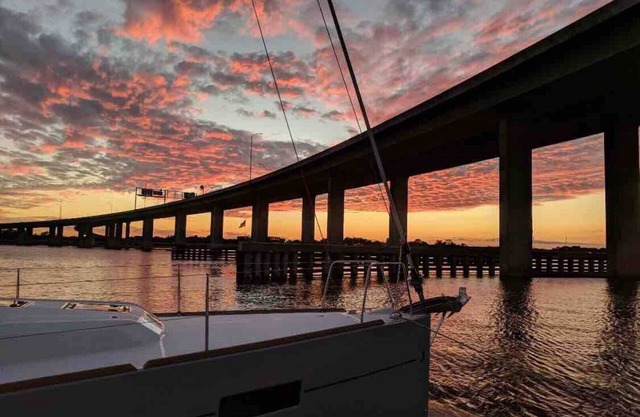 Sleep on a Boat / Historic Downtown Charleston