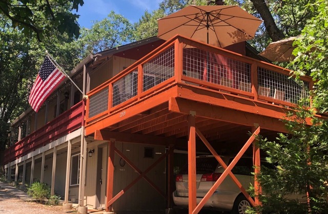 18 plazas, espacio para toda la familia, los privilegios del lago, a pasos del lago.