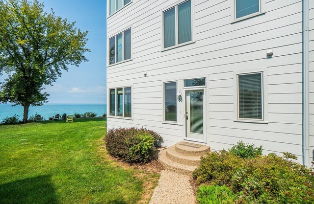 Sleepy Hollow Beach Resort introduces Shore 38