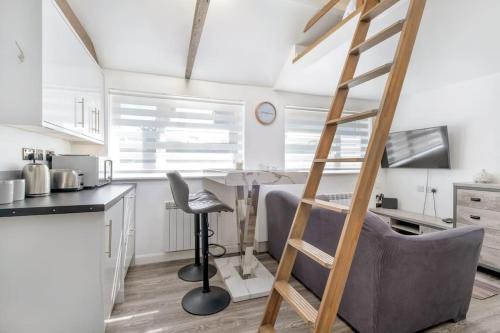 Small and cosy entire House in Peterborough