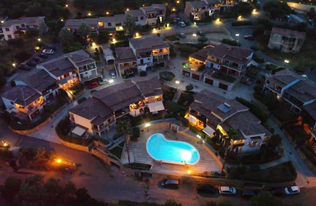 Small villa in Budoni, 20 km from Olbia airport. Up to 12 beds.2km from the sea