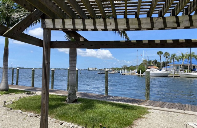 Snead Island Cut Inicio - frente al mar, cerca de Anna Maria