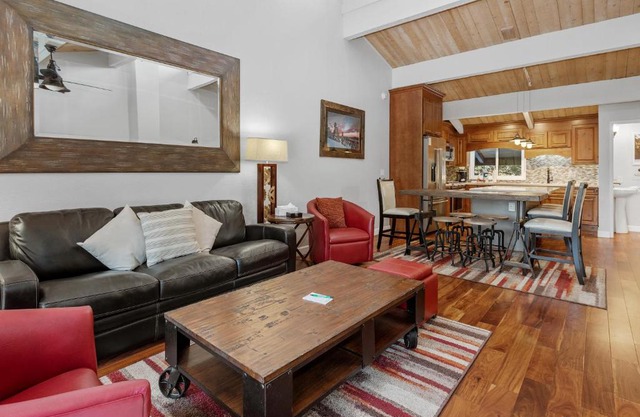 Snow Summit Thrush8 - Walk to Snow Summit Ski Resort