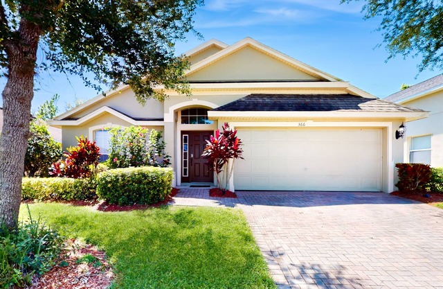 Snowbird-friendly home with private pool, spa, game room, tennis, basketball, AC