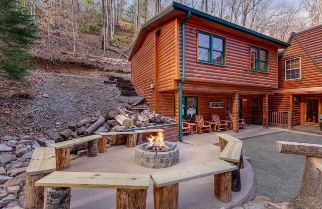 So many bedrooms! Gatlinburg's best group cabin! Fire pit / hot tub / game room!