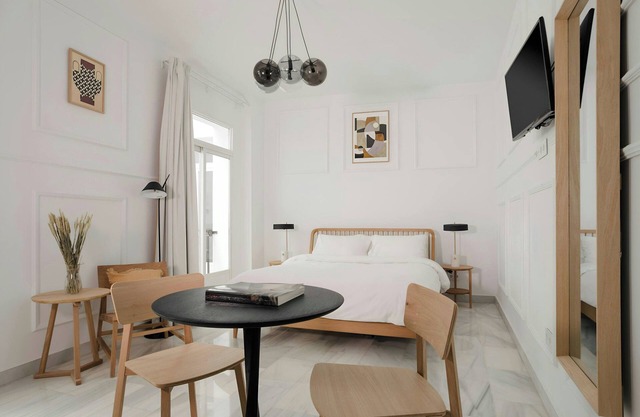 Sonder by Marriott Bonvoy Santa Ana Apartments Las Letras