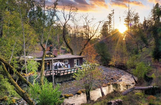 Sonoma Creek Haven | Hot Tub, Firepit, Creekside Views Near Kenwood Wineries