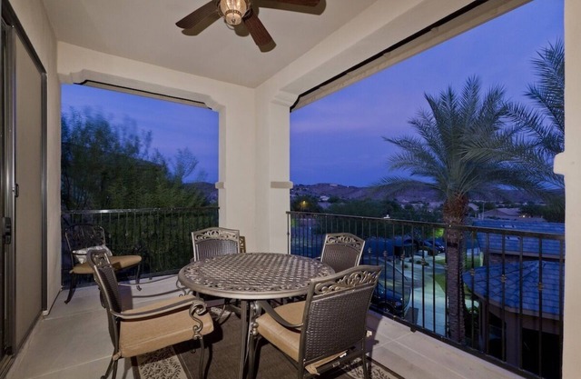 Sonoran Sunset Condo: Sweet Ahwautukee área de Phoenix Townhouse