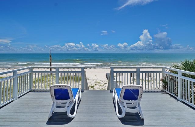 Sounds of Summer: Gorgeous Beachfront 5 Bedroom Home- Sleeps 16, Pet Friendly!