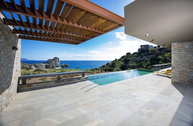 South Coast Ocean Villa