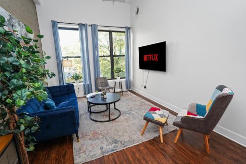 South Loop 3BR Group Comfort Near Downtown, Grant Park, Soldier Field and McCormick Place