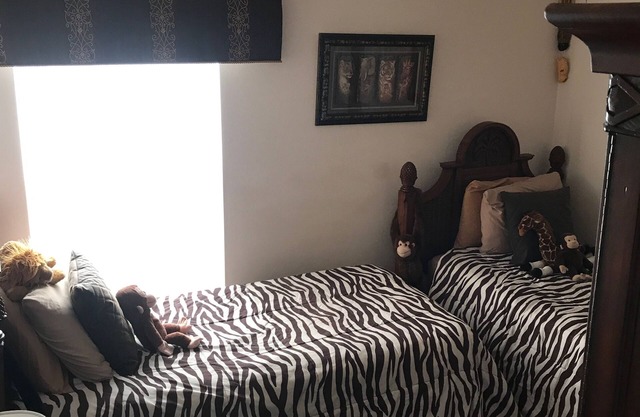 4/3 'Southern Comfort "Capacidad 8+. PISCINA SUR. SOLAR calor de la piscina! Sala de juegos