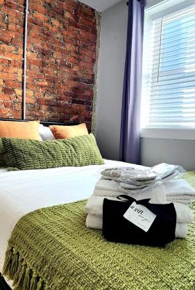 Southie 3BD 1BA near Seaport and Convention Center BECE