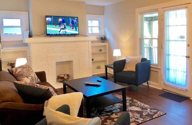 Spacious 1BR - Great Location @ Grandview & OSU!