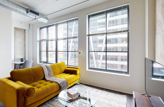 Spacious 1BR Near Downtown DC + Metro & Parks