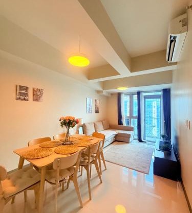 Spacious 2 Bedroom with StunningView in Uptown BGC