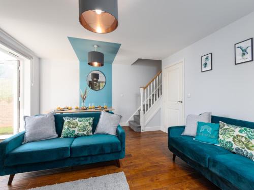 Spacious 3 Bed House For 5- City Central - Free Parking