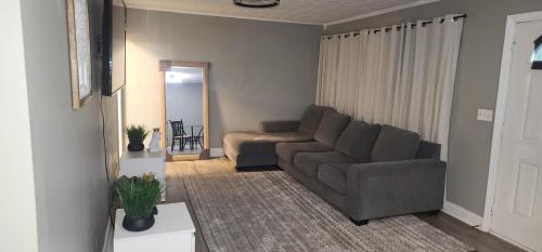 Spacious 3-Bedroom House in Atl