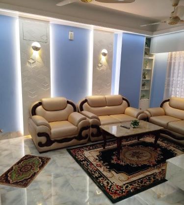 Spacious 3BR Family Stay with AC