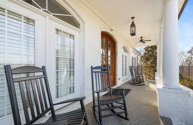 Spacious 4-bedroom house in Primm Springs