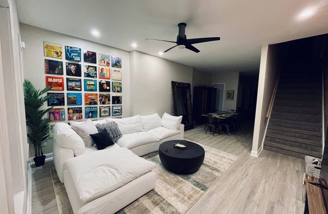 Spacious 4-bedroom townhome in delightful Allentown with AC, WiFi