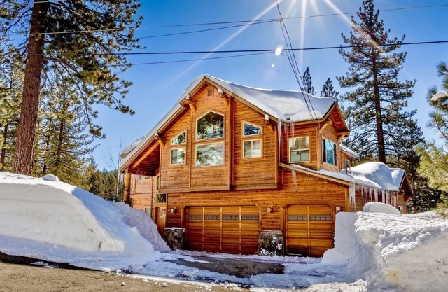 🌟 Amplio apartamento de 5 habitaciones, 3400 pies cuadrados con suites dobles con cama King, privado 🌟