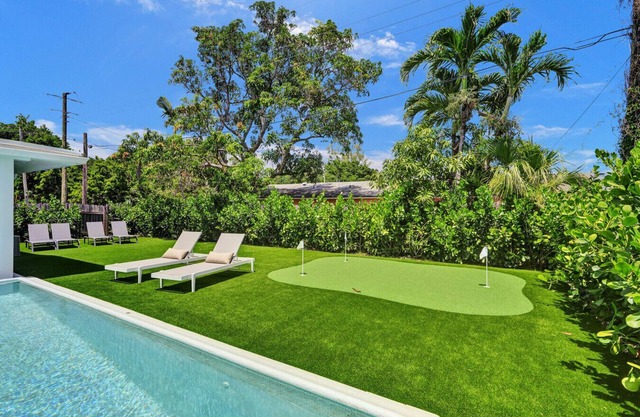 Spacious 5BR Miami Oasis w/ Pool