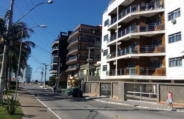 Amplio Apart 4 habitaciones con INTERNET en el bloque de Praia do Forte cerca del recinto ferial