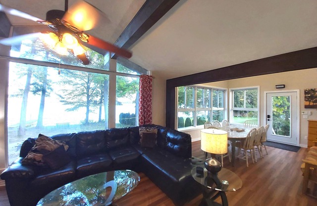 Balsam Lake-West Bay Cottage-6 + Dormitorios Camas-16-20-Luna de miel, Se aceptan mascotas