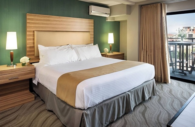 Spacious Bay View Suite w/ Artistic Touches in San Diego’s Little Italy