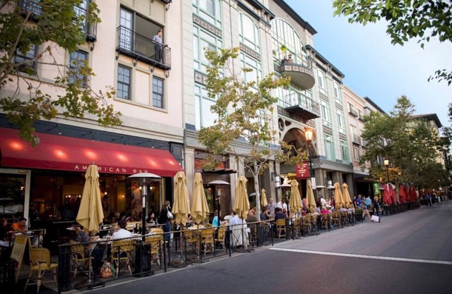 Spacious & Bright 4BD at Santana Row Near Apple HQ