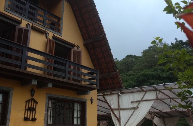 Spacious Chalet House with Pool and Barbecue Near CBF, Feirarte, Parque Nac.