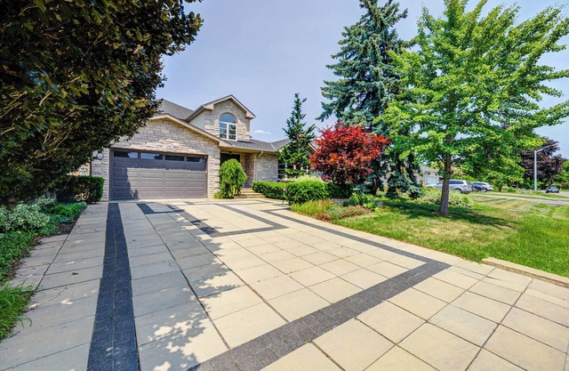 Spacious Classic Quiet Basement